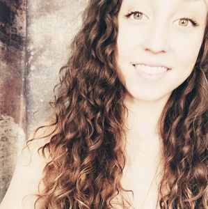 Meet your Posher, Karlie